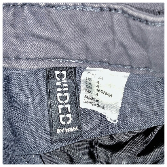 3/$20 H&M HighWaist CutOff Gray Stretch Shorts - Picture 4 of 4